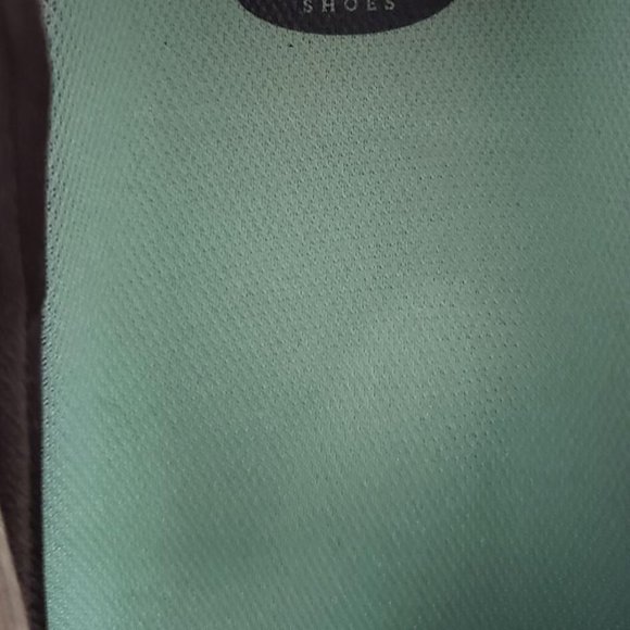 Clatks Women's Ashland Bubble Loafer - Picture 4 of 8